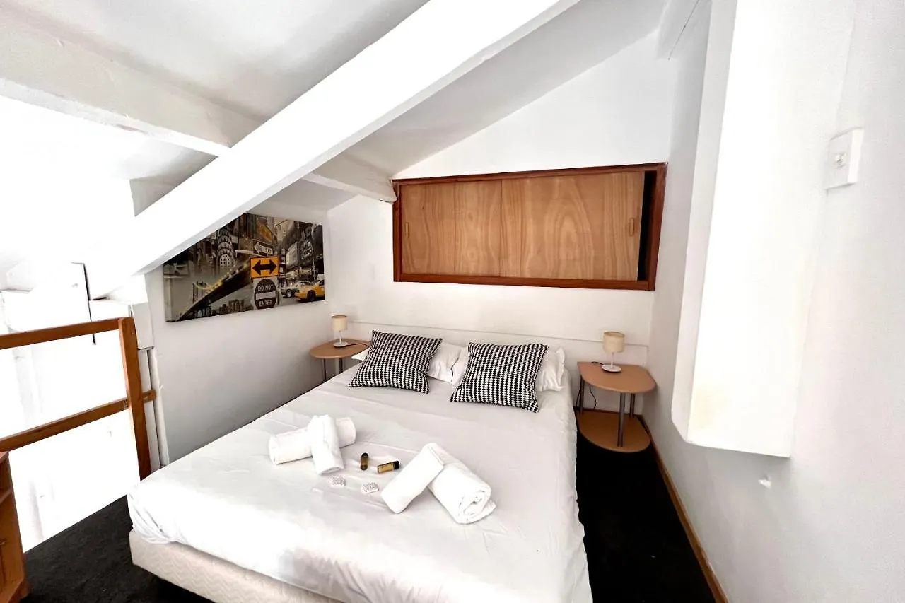 Studio With Mezzanine In The Heart Of Old Antibes Wifi Air Conditioning Apartment
